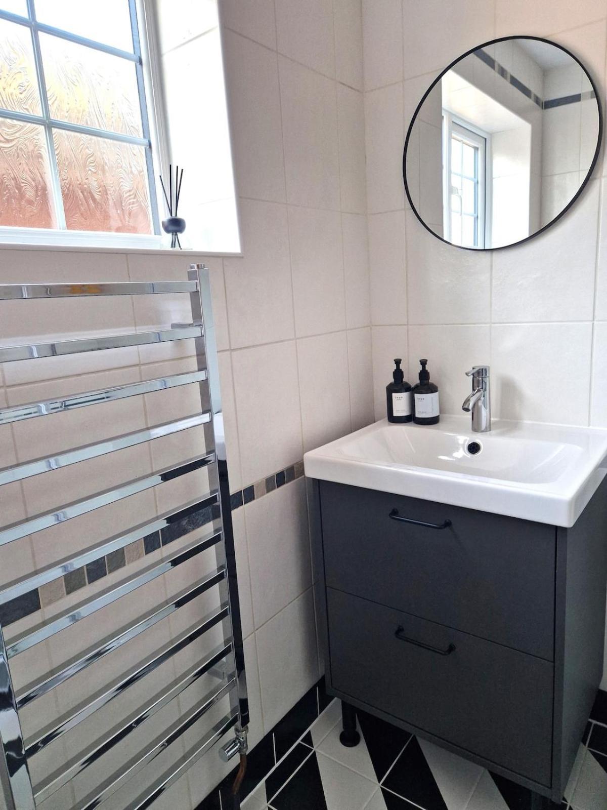 Stylish, Cosy & Peaceful * Cheltenham